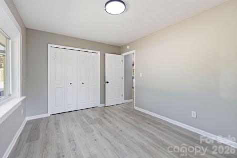 24 Sagefield Drive Candler NC 28715