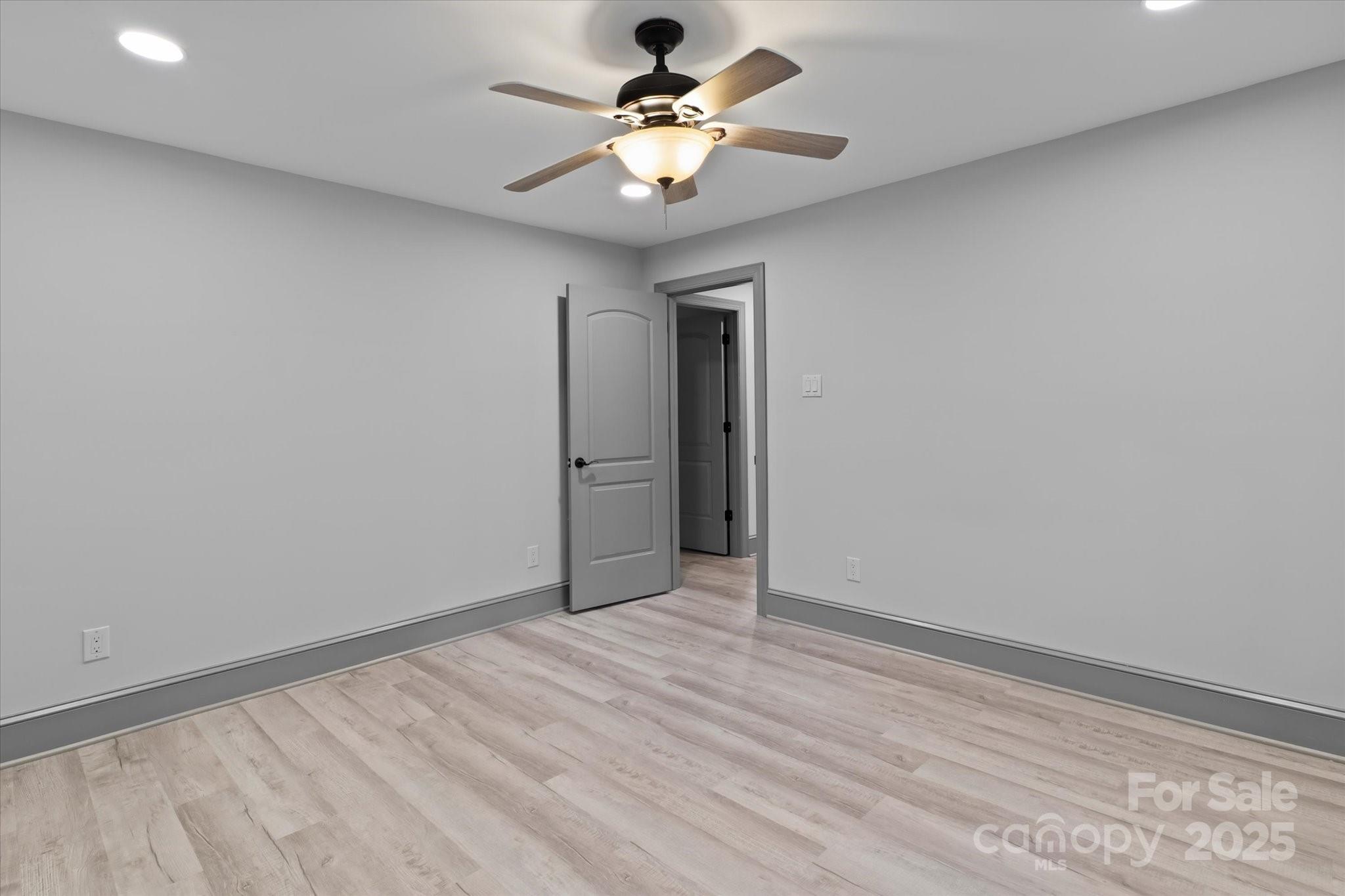 258 Crystal Circle Mooresville NC 28117