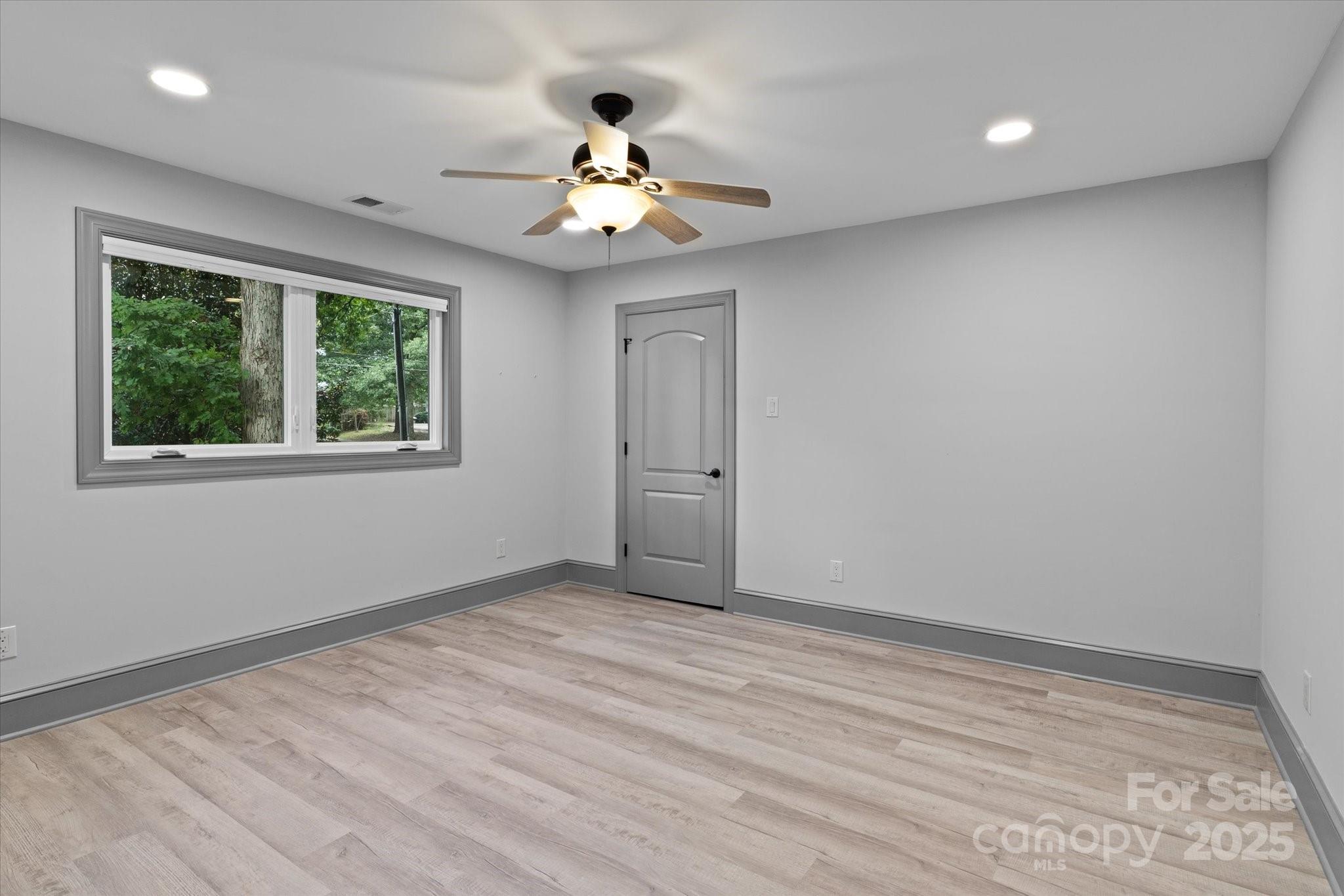 258 Crystal Circle Mooresville NC 28117