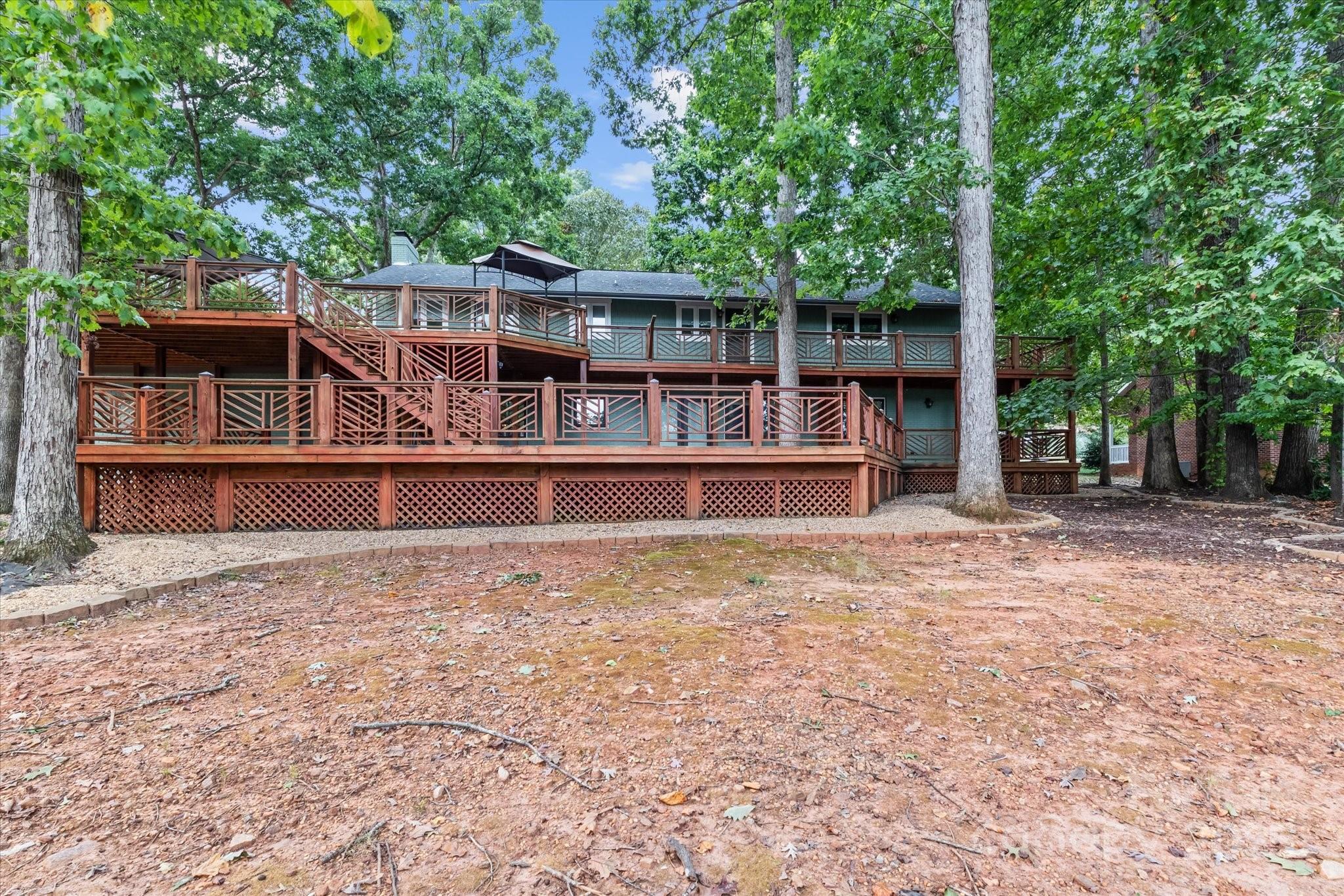 258 Crystal Circle Mooresville NC 28117