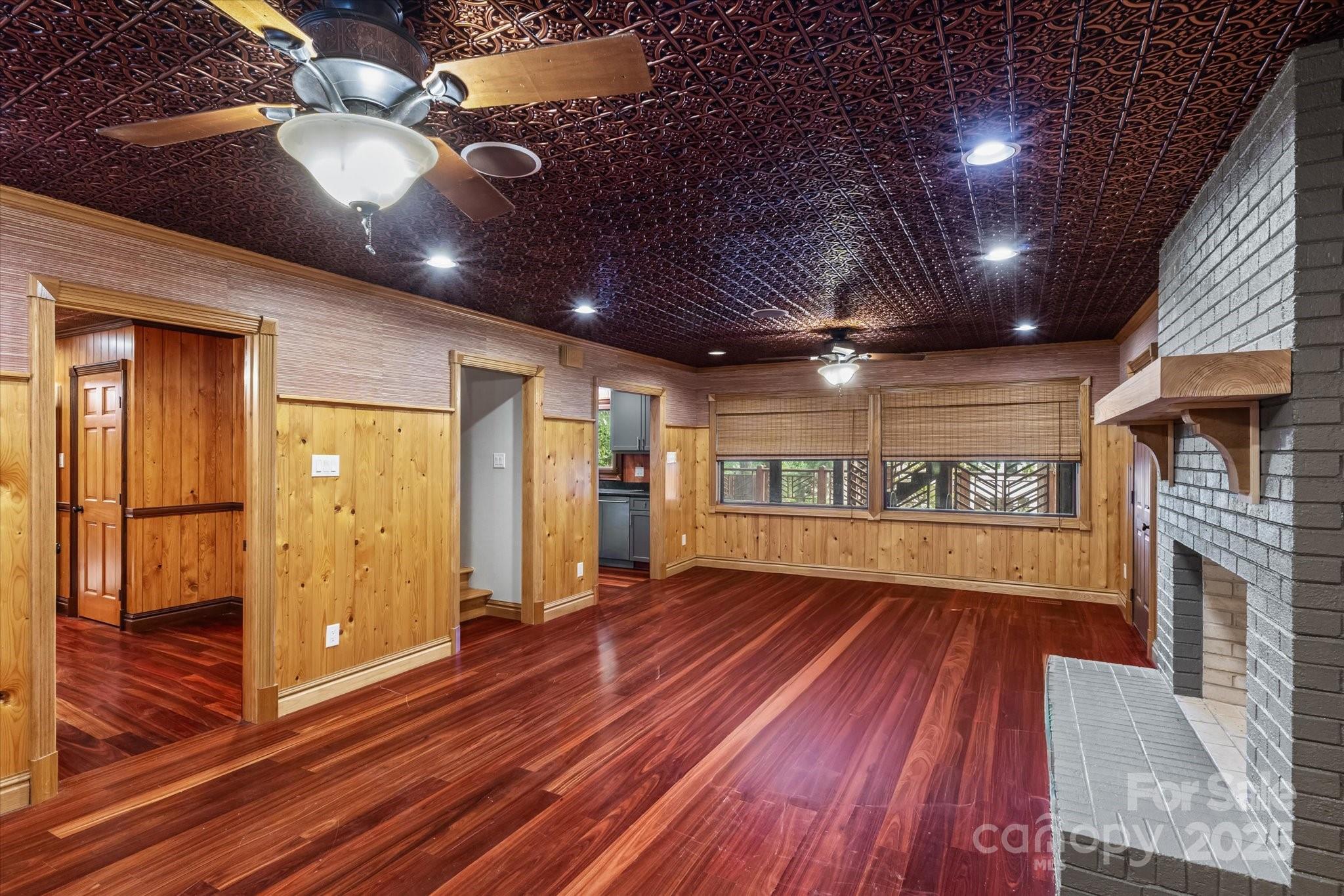 258 Crystal Circle Mooresville NC 28117
