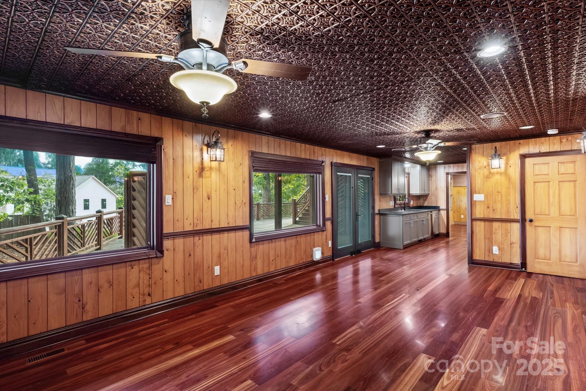 258 Crystal Circle Mooresville NC 28117