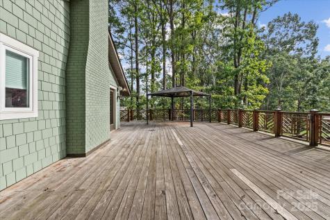 258 Crystal Circle Mooresville NC 28117