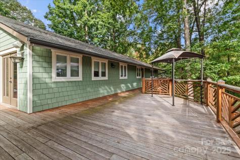 258 Crystal Circle Mooresville NC 28117