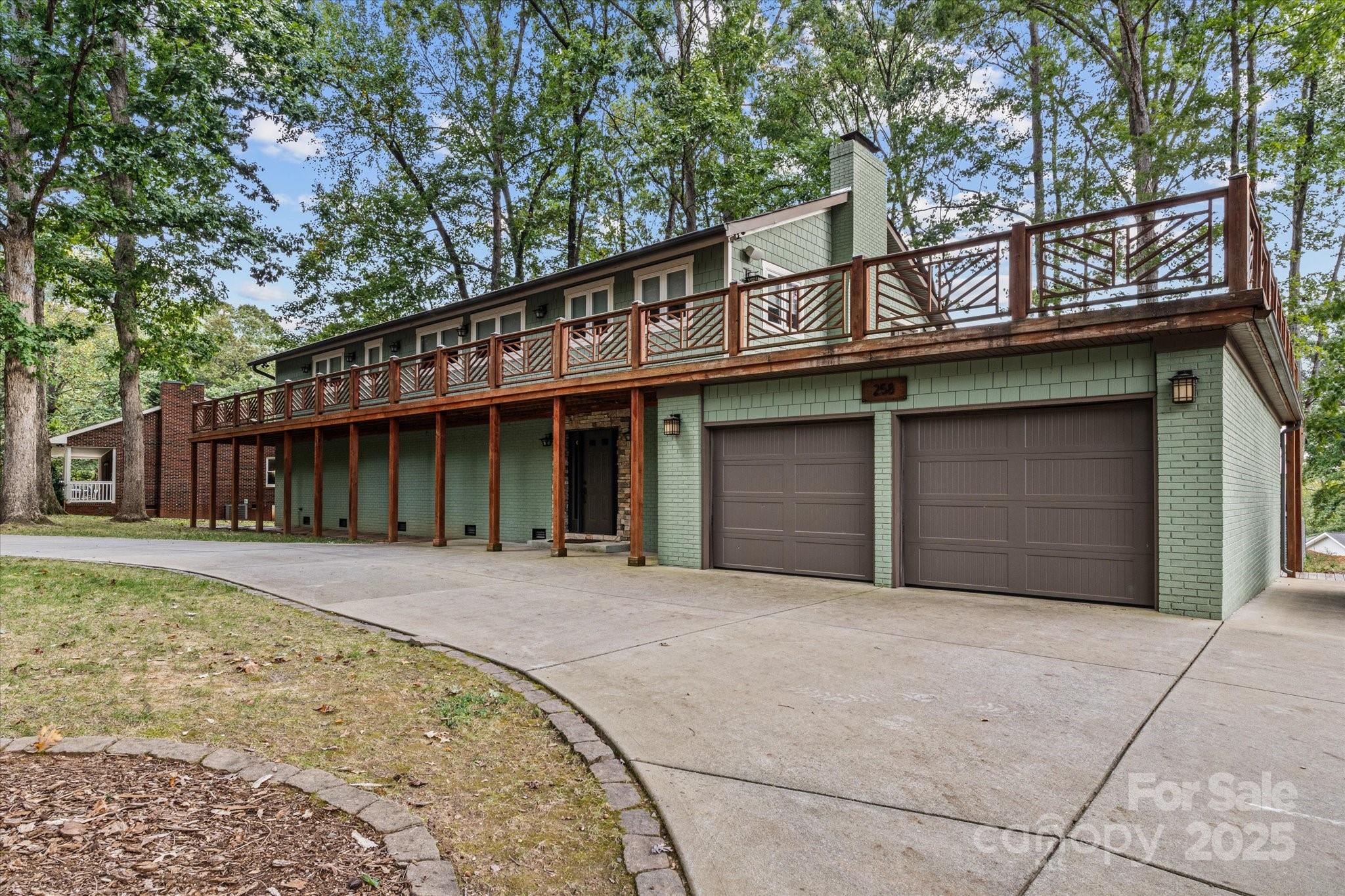 258 Crystal Circle Mooresville NC 28117