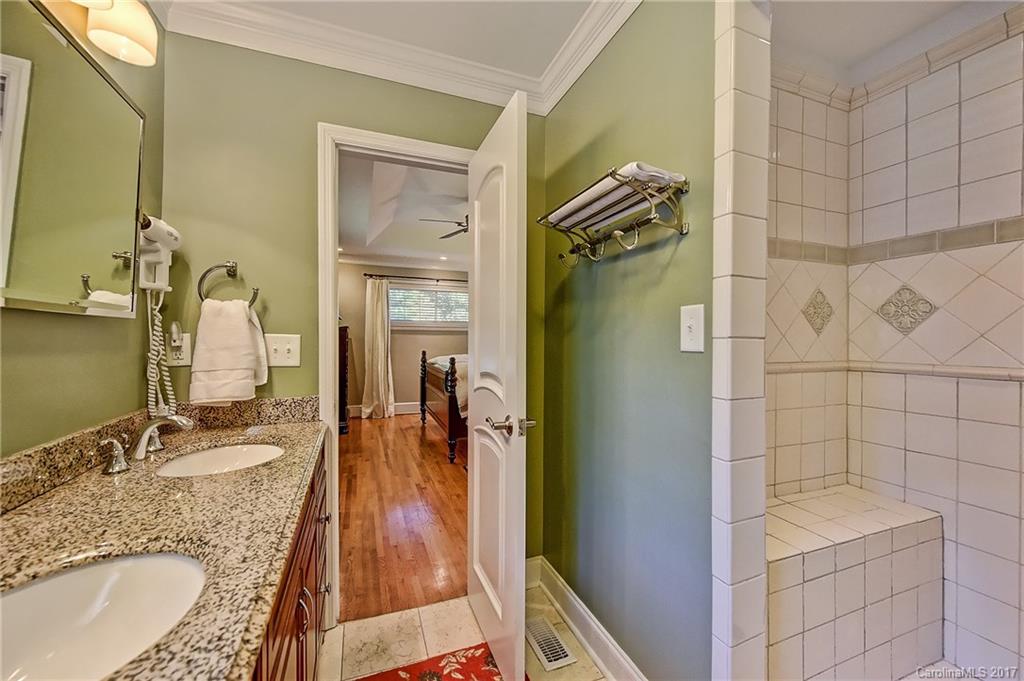 412 Allendale Place Charlotte NC 28211