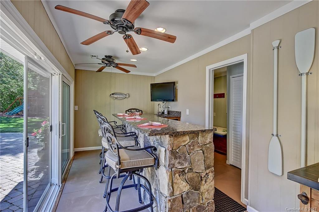 412 Allendale Place Charlotte NC 28211