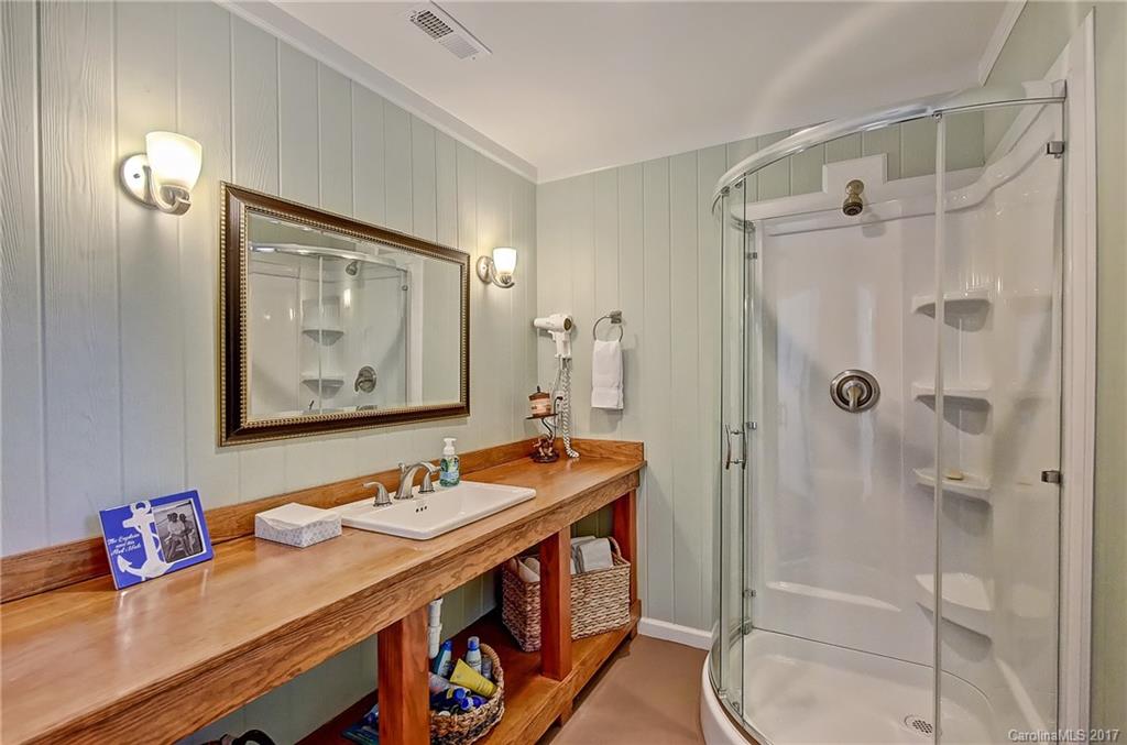 412 Allendale Place Charlotte NC 28211