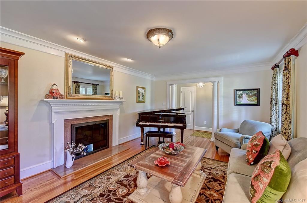 412 Allendale Place Charlotte NC 28211