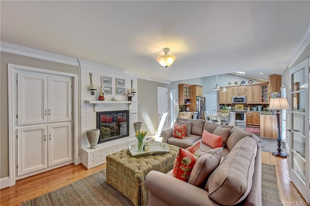 412 Allendale Place Charlotte NC 28211