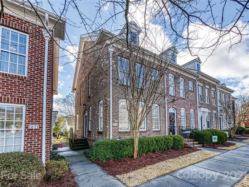 1075 Writers Way Cornelius NC 28031