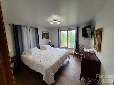 3 W Rolling Meadows Lane Weaverville NC 28787