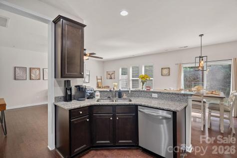 2219 Whitford Lane Charlotte NC 28210