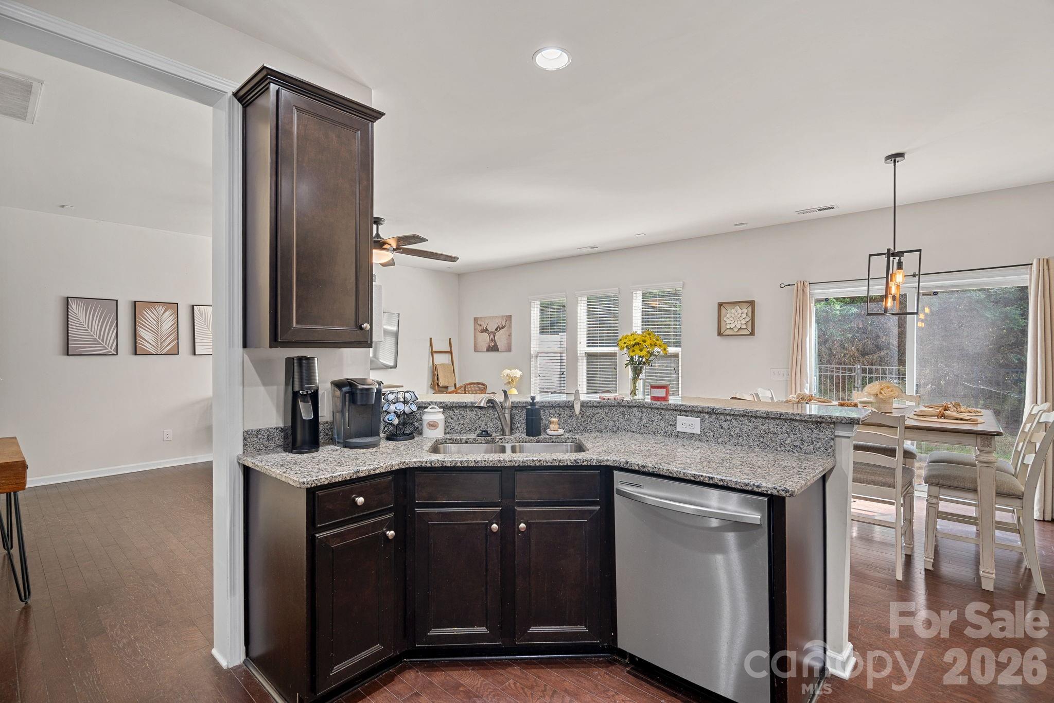 2219 Whitford Lane Charlotte NC 28210