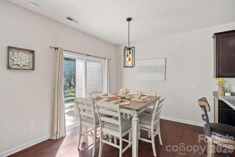 2219 Whitford Lane Charlotte NC 28210