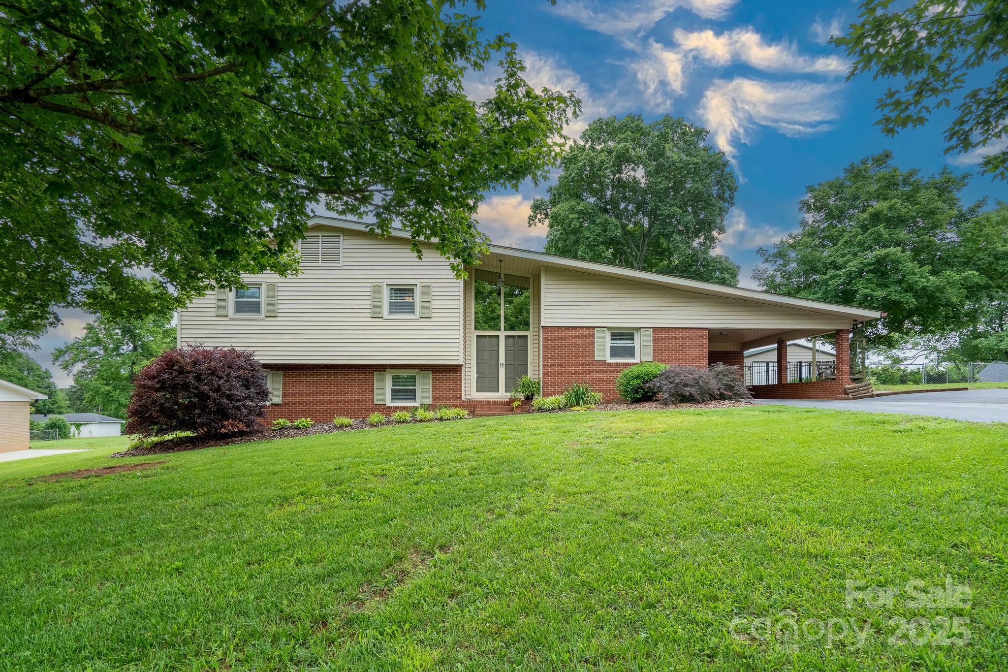 318 Confederate Drive SW Concord NC 28027
