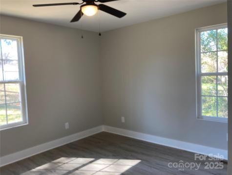1537 Poston Circle Gastonia NC 28054