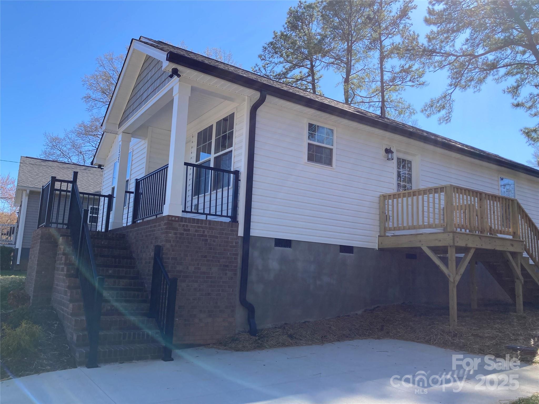 1537 Poston Circle Gastonia NC 28054