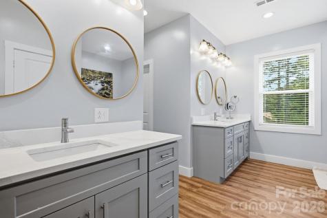 4950 Surfwood Drive Sherrills Ford NC 28673