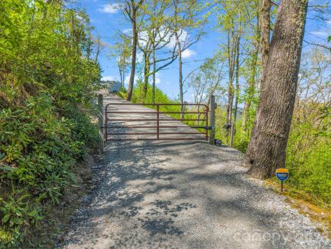 200 Granite Bridge Court Black Mountain NC 28711