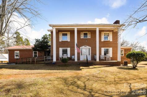 171 Lakey Road Mocksville NC 27028