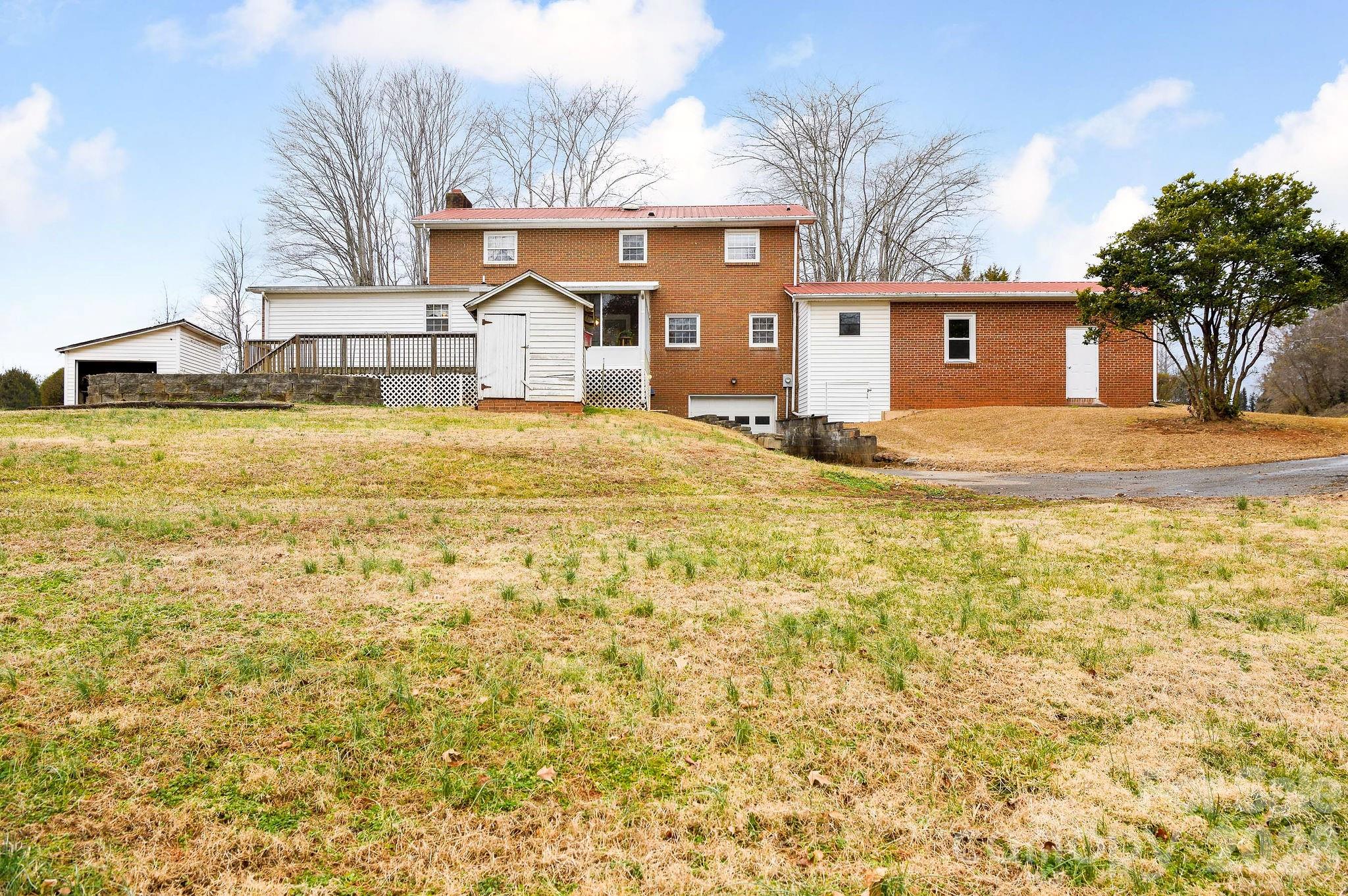 171 Lakey Road Mocksville NC 27028
