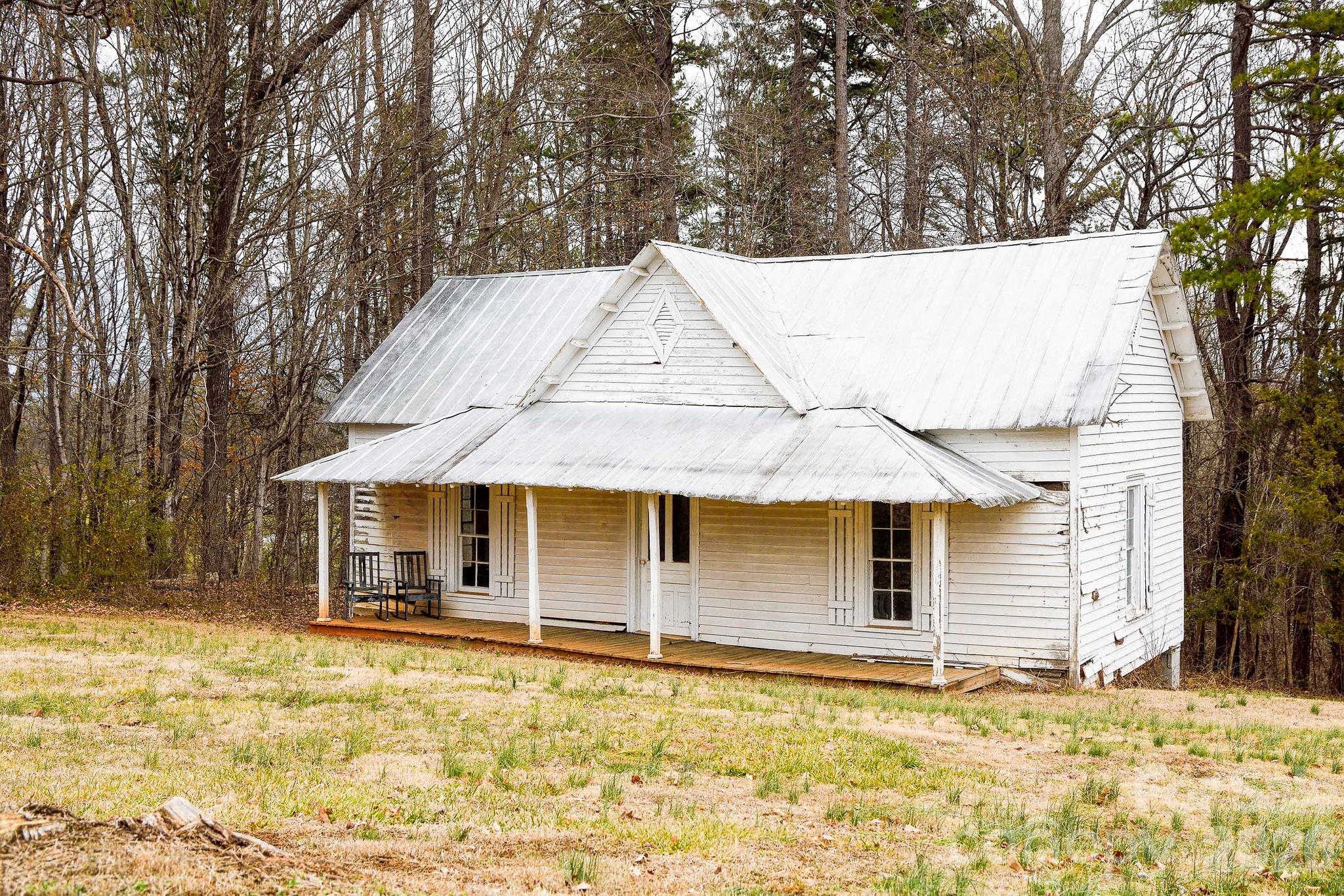 171 Lakey Road Mocksville NC 27028