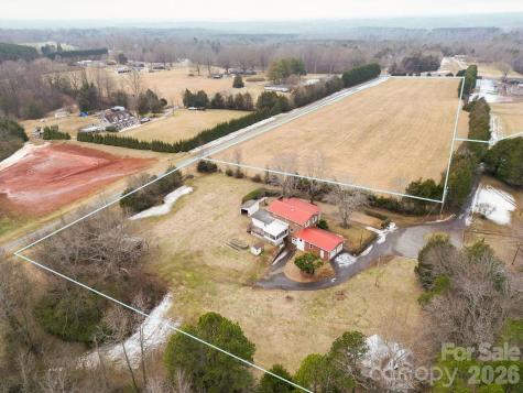 171 Lakey Road Mocksville NC 27028