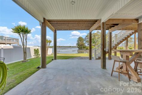 6308 E Yacht Drive Oak Island NC 28465
