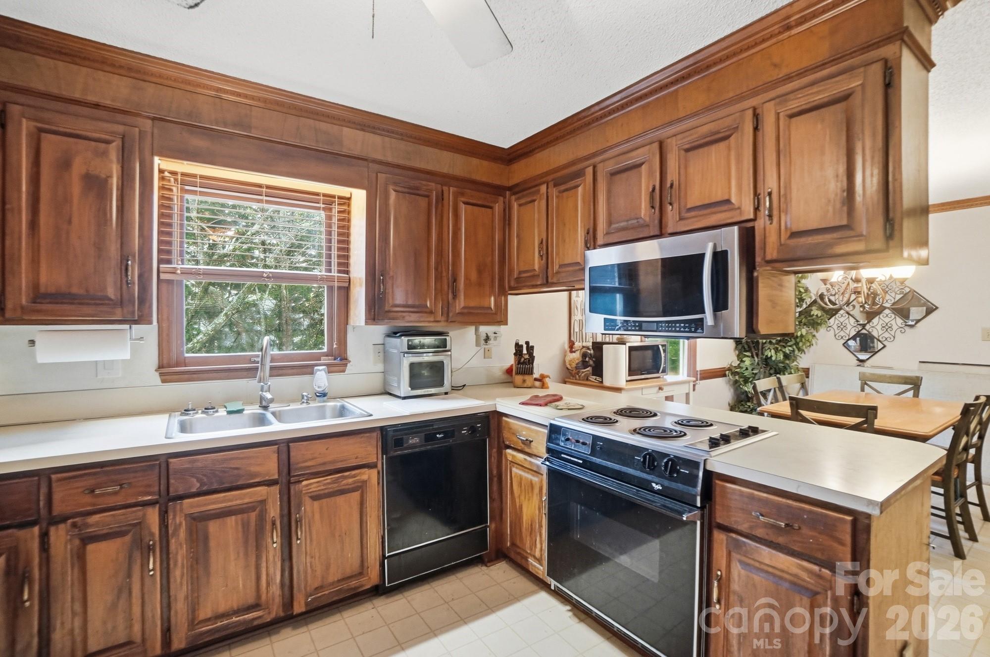 5153 Blackberry Lane Matthews NC 28104