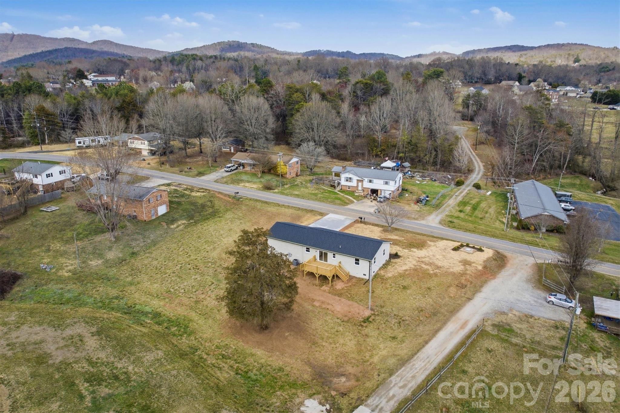 2621 Fairwood Drive SE Hudson NC 28638