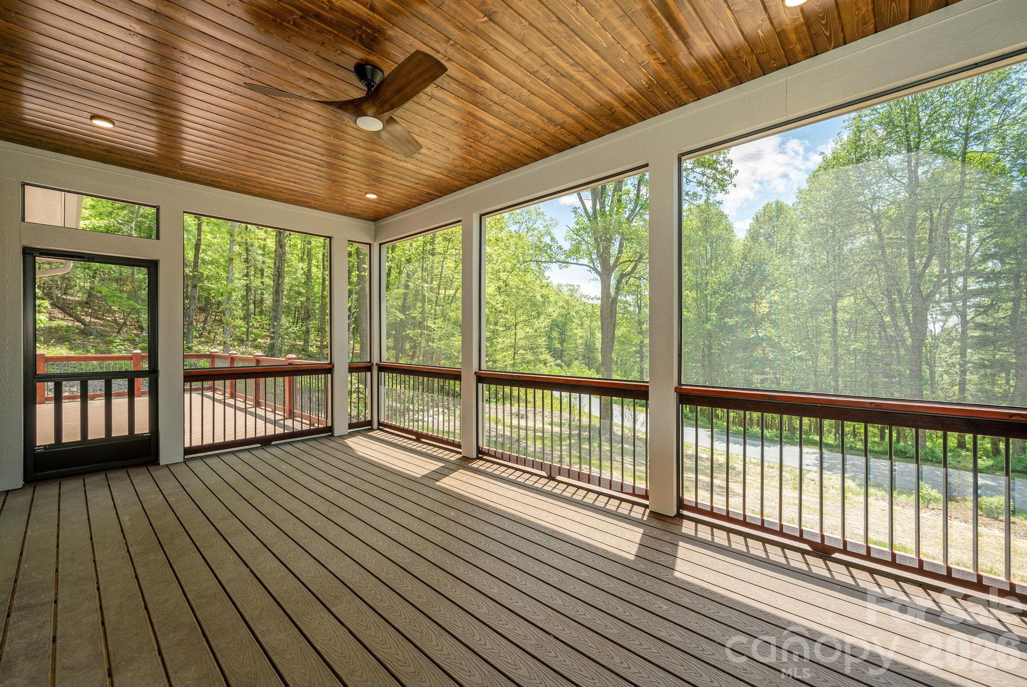 634 Hollybrook Drive Flat Rock NC 28731