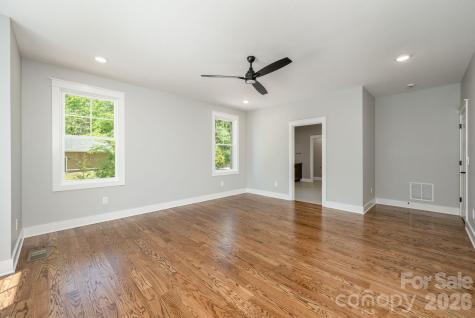 634 Hollybrook Drive Flat Rock NC 28731