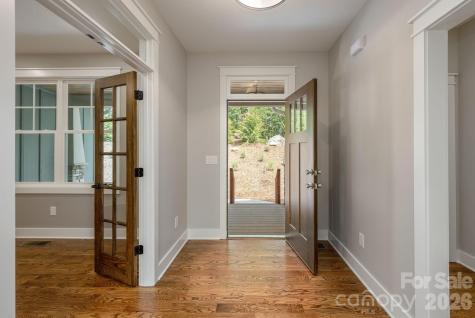 634 Hollybrook Drive Flat Rock NC 28731