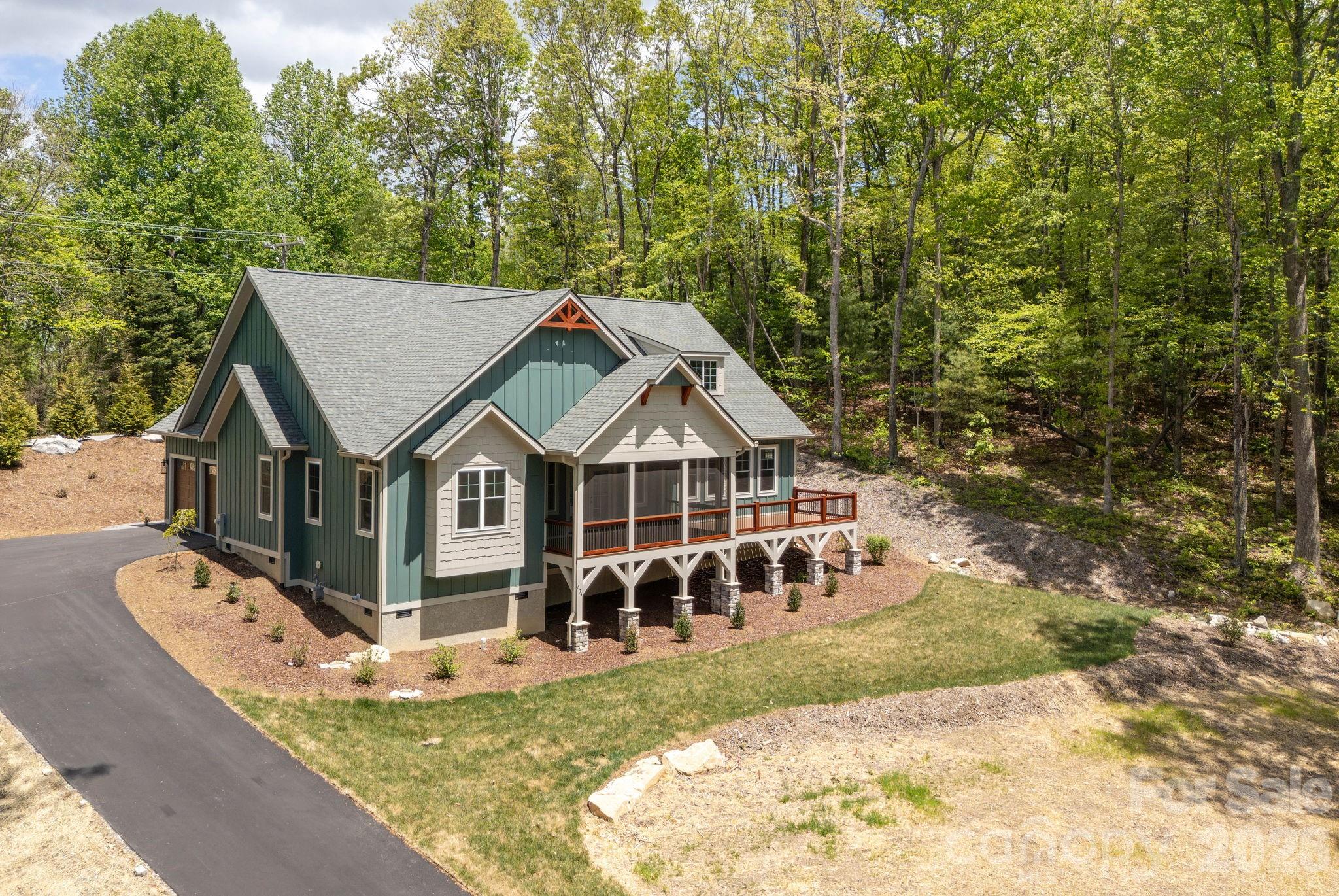 634 Hollybrook Drive Flat Rock NC 28731