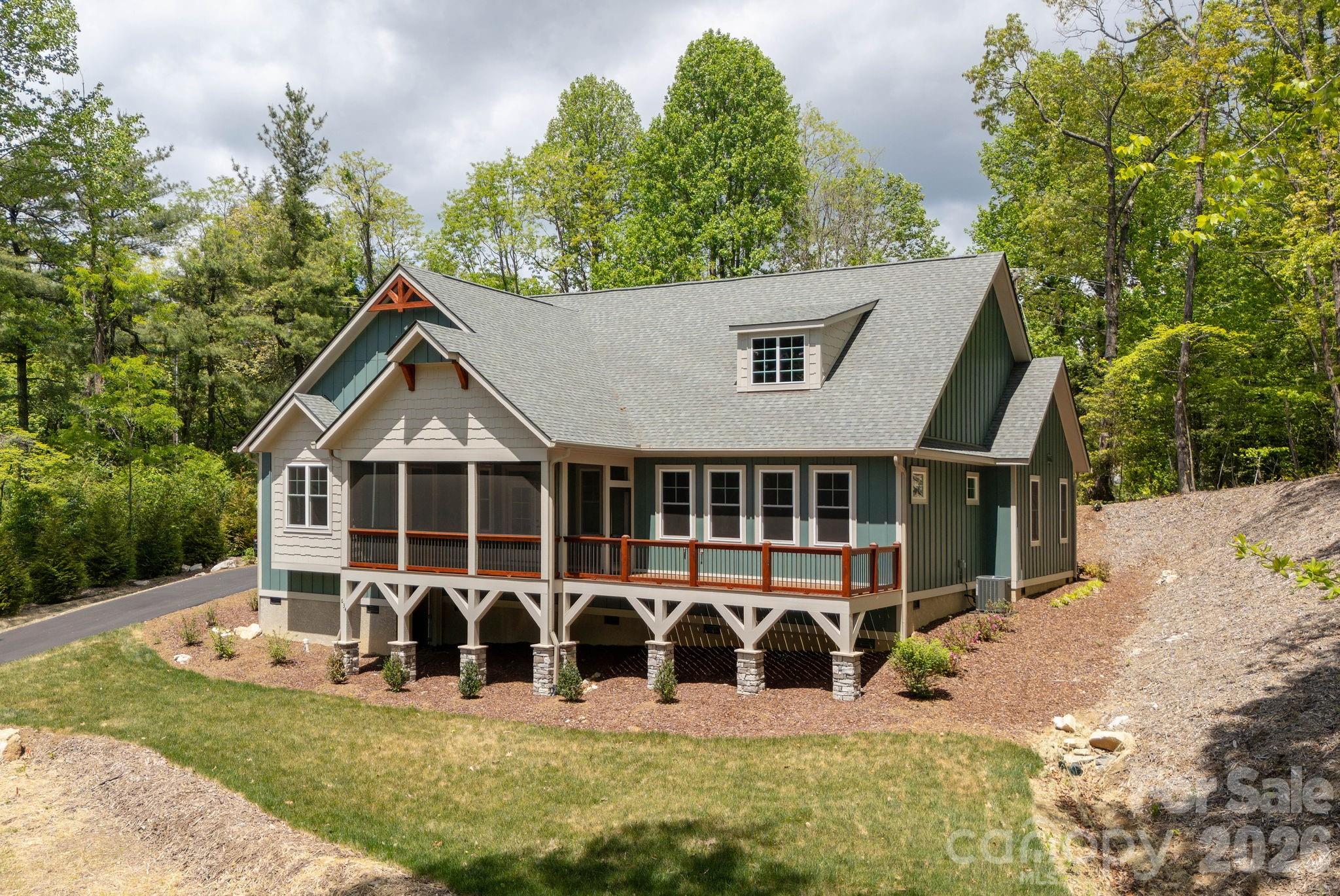 634 Hollybrook Drive Flat Rock NC 28731