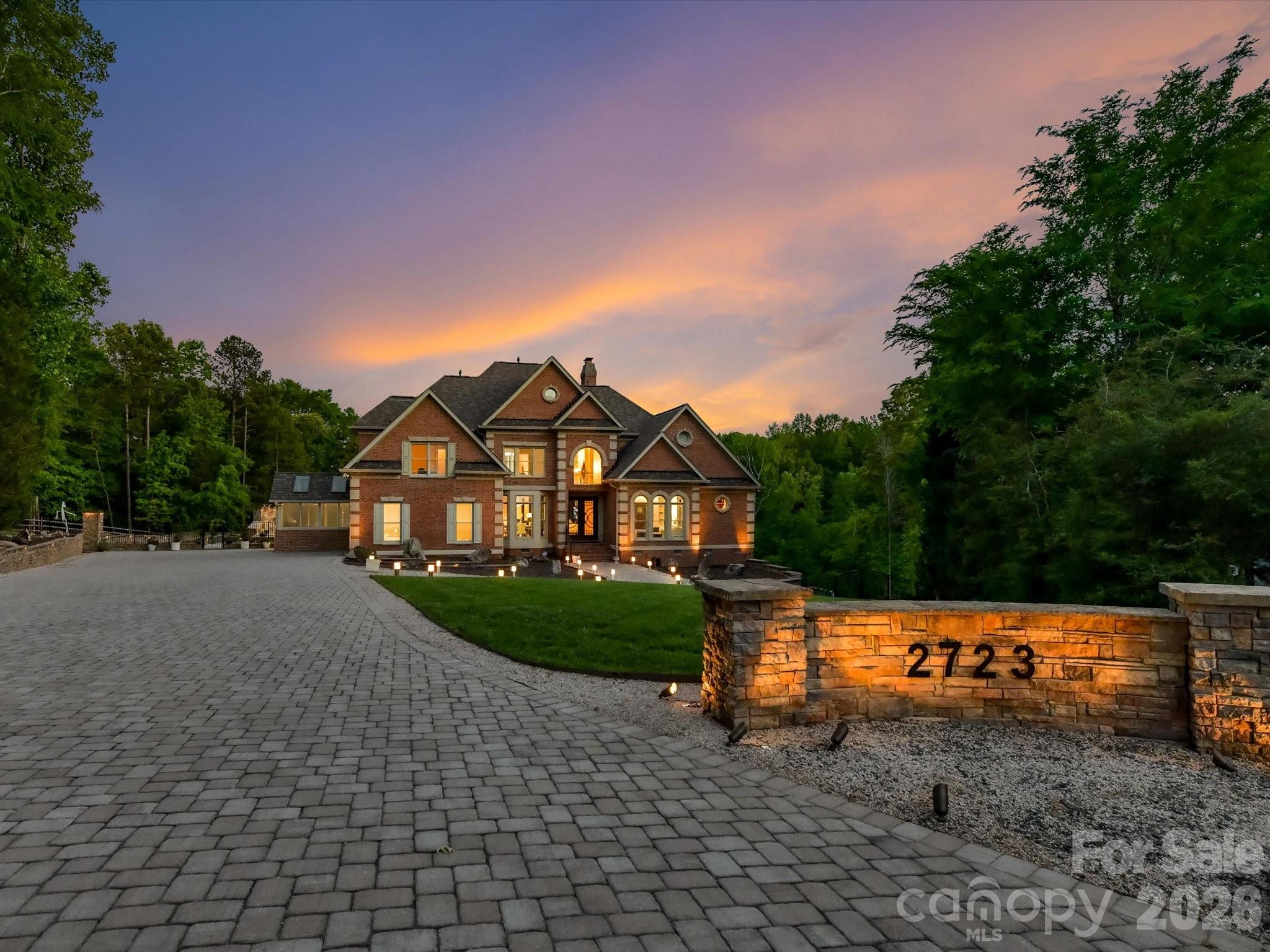 2723 Providence Pine Lane Charlotte NC 28270