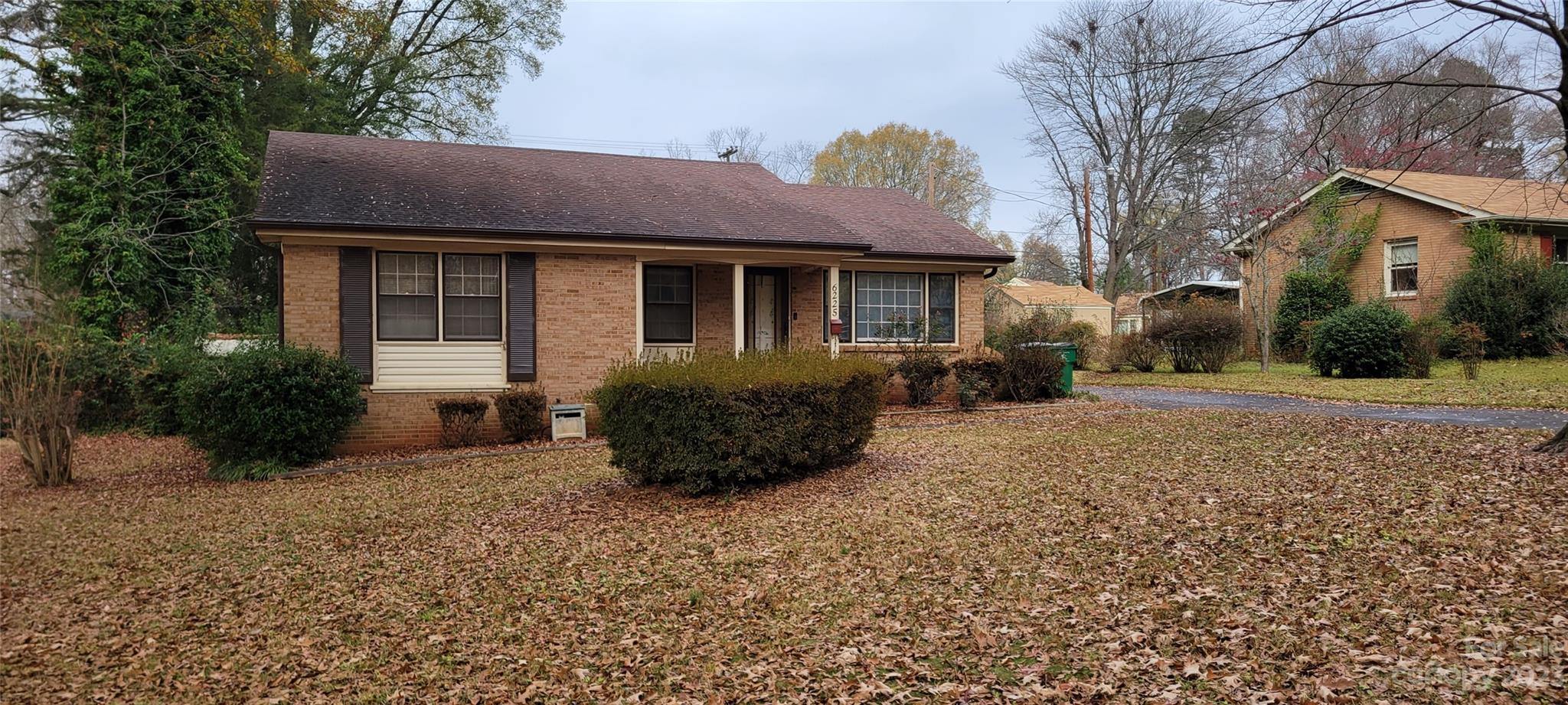 6225 Bridgeport Drive Charlotte NC 28215