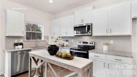 12137 Barred Owl Court Charlotte NC 28215