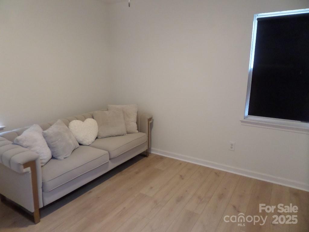 3216 Lasalle Street Charlotte NC 28216