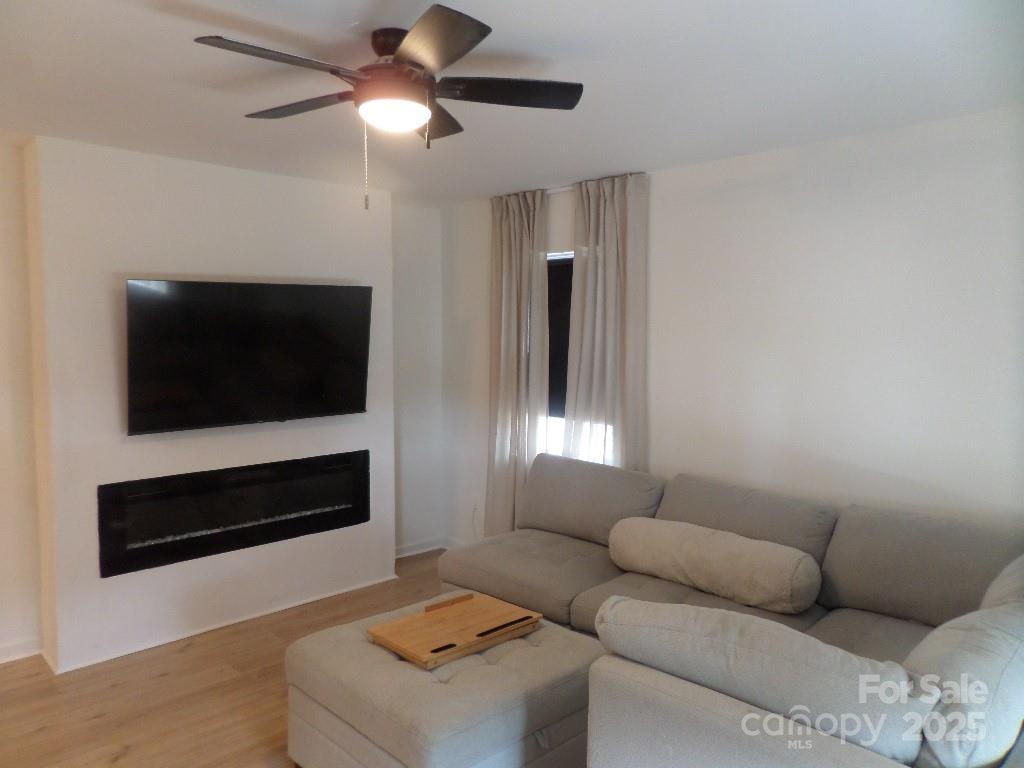 3216 Lasalle Street Charlotte NC 28216
