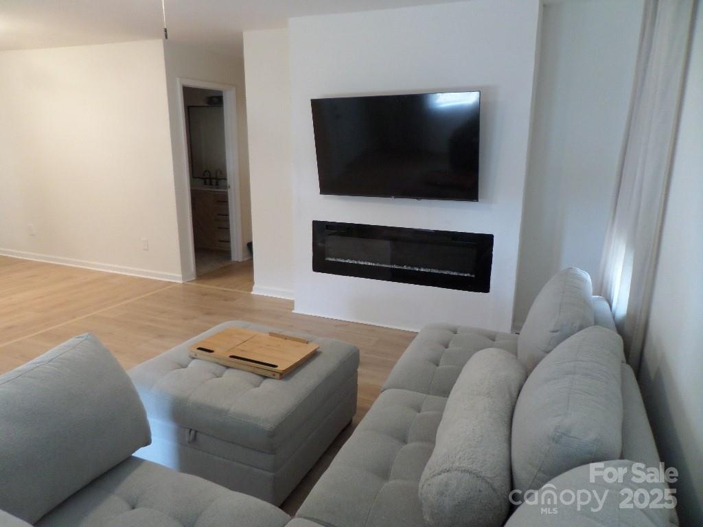 3216 Lasalle Street Charlotte NC 28216