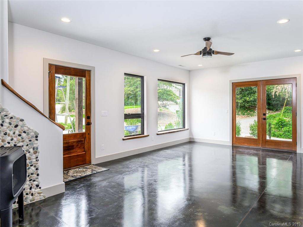 39 Pruitt Street Asheville NC 28806