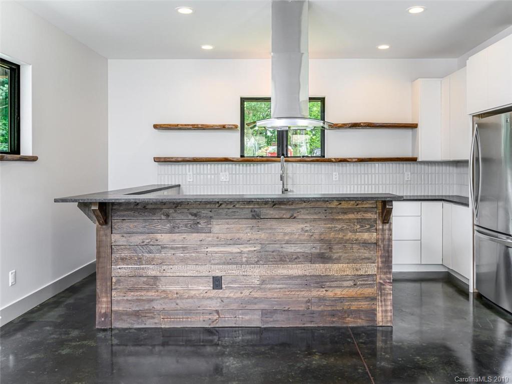 39 Pruitt Street Asheville NC 28806
