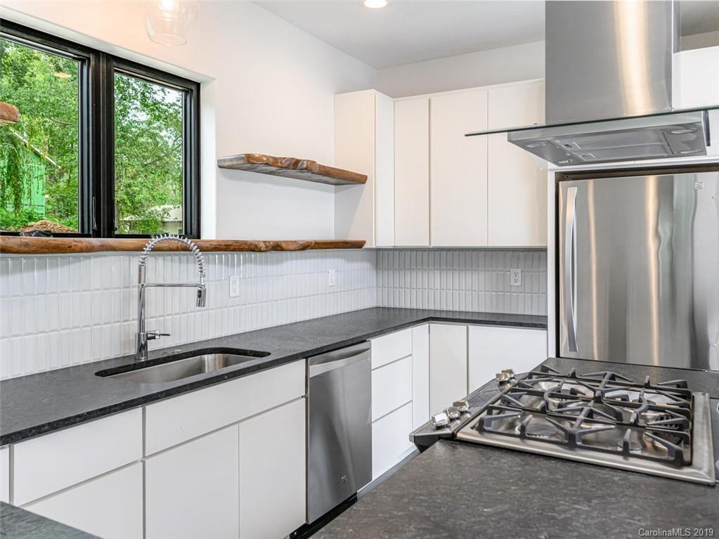 39 Pruitt Street Asheville NC 28806