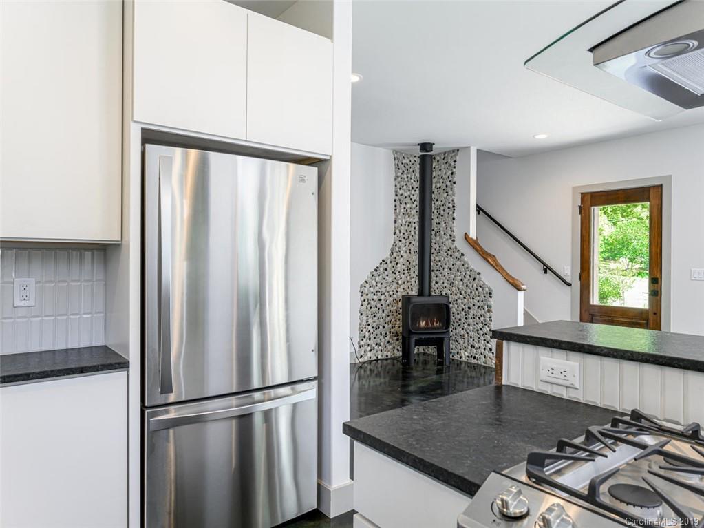 39 Pruitt Street Asheville NC 28806