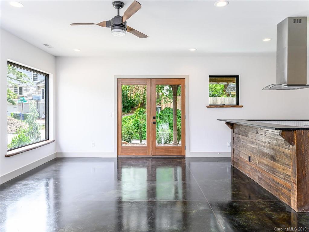 39 Pruitt Street Asheville NC 28806