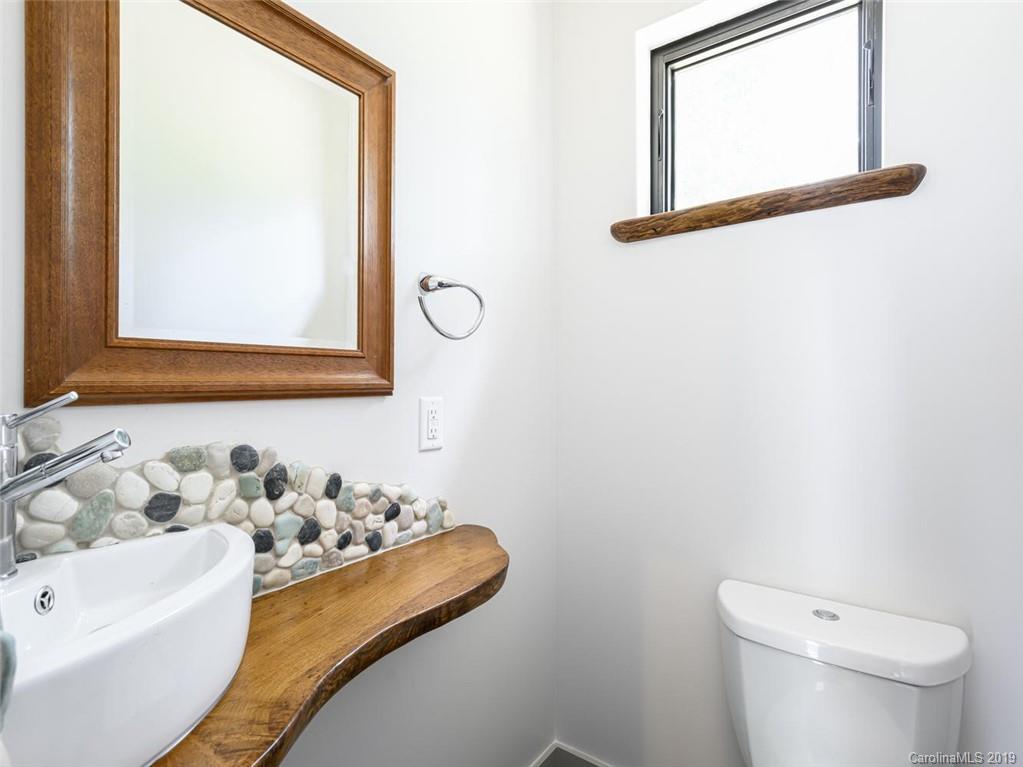 39 Pruitt Street Asheville NC 28806