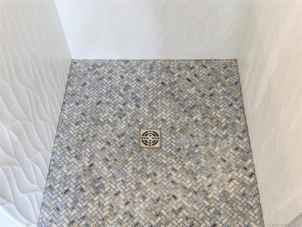 39 Pruitt Street Asheville NC 28806