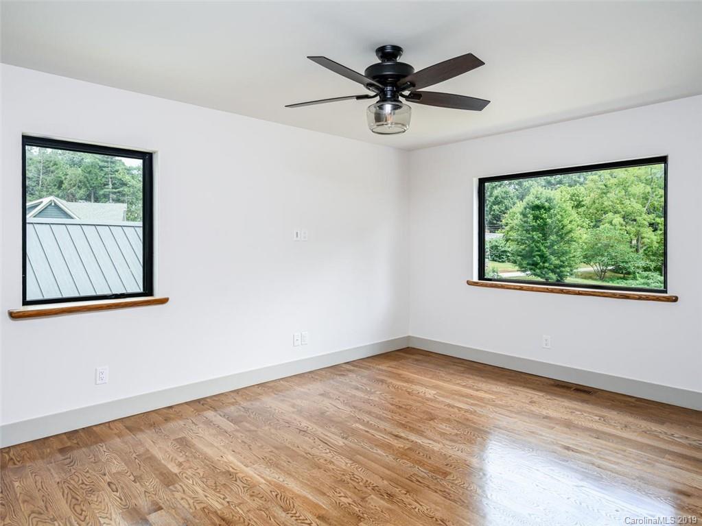 39 Pruitt Street Asheville NC 28806